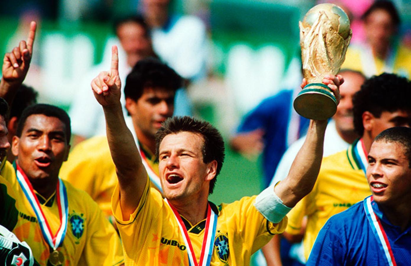Imagen Dunga fue el capitán del Brasil que se consagró campeón del mundo en 1994. Foto: Conmebol