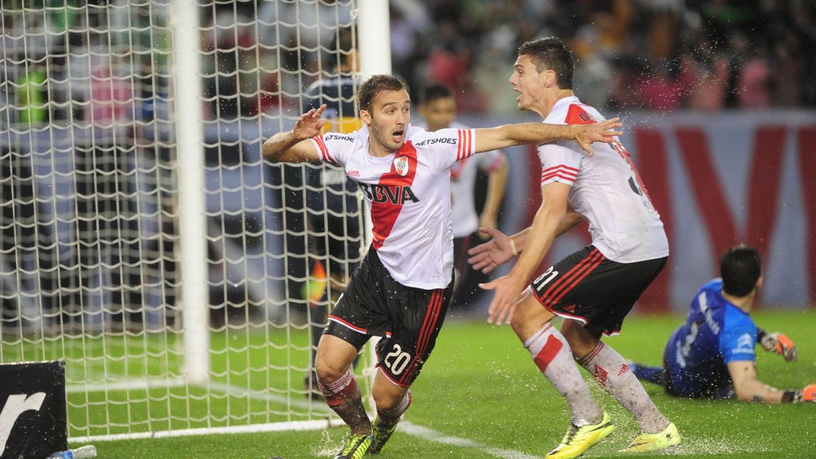 Imagen "Parate de 9 y hacé un gol", fue la indicación de Gallardo y Pezzella cumplió. Fue en 2014 ante Boca en el Monumental.