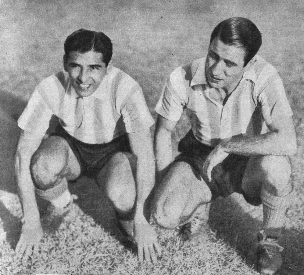 Imagen El "machetero" y el Chueco, las dos figuras más populares y también las más eficaces del quinteto de Racing. Benítez Cáceres fue la oportunidad personificada y Enrique García la habilidad magistral. Cabe reconocer que también jugaron mucho los insiders.