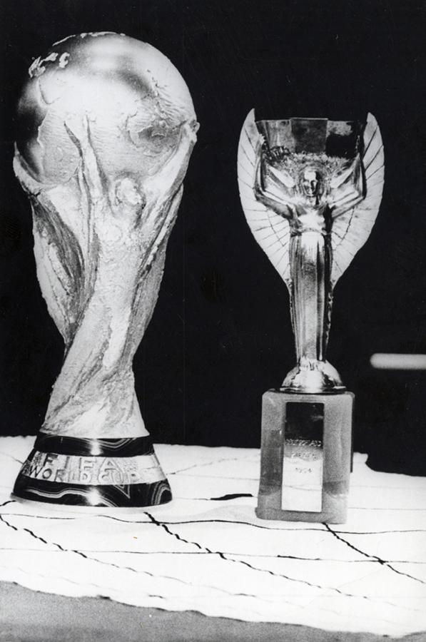 Futuro y pasado, la actual Copa del Mundo y la Jules Rimet