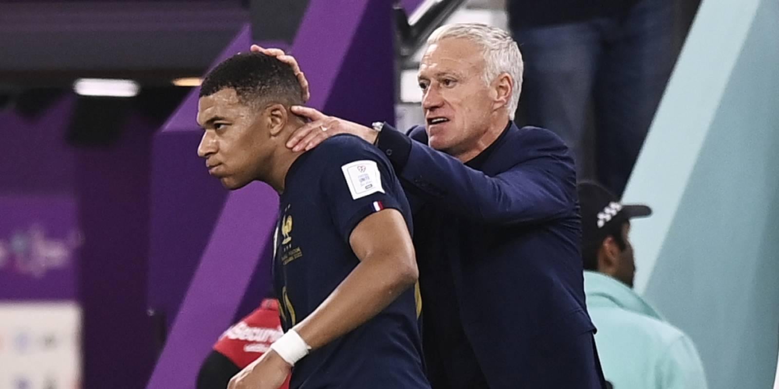 Imagen Deschamps aclaró que la no convocatoria de Mbappé es por decisión deportiva y no por las denuncias por presunta violación.
