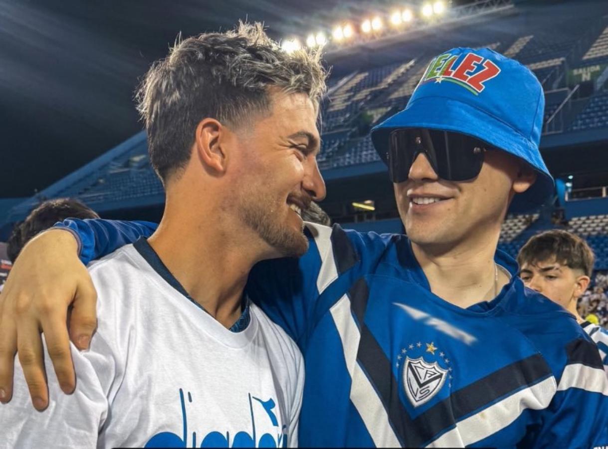Imagen Pizzini y su festejo con Bizarrap, fanático de Vélez.