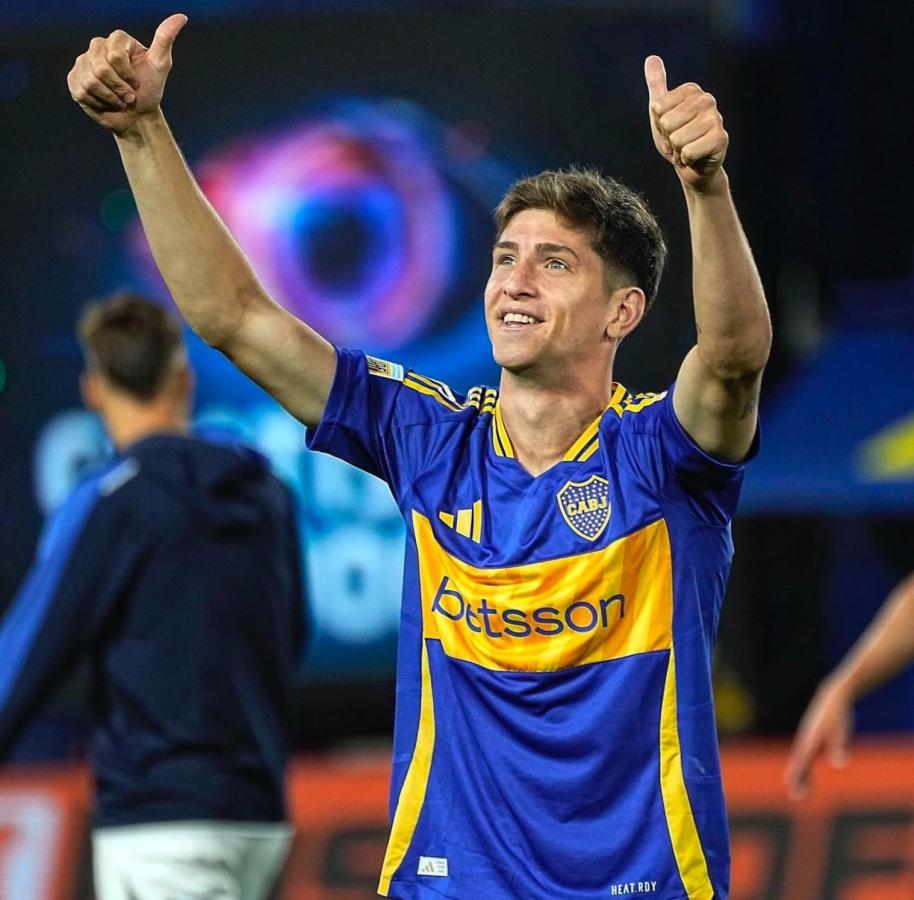 Imagen Belmonte, con problemas musculares, también dejó antes el campo.