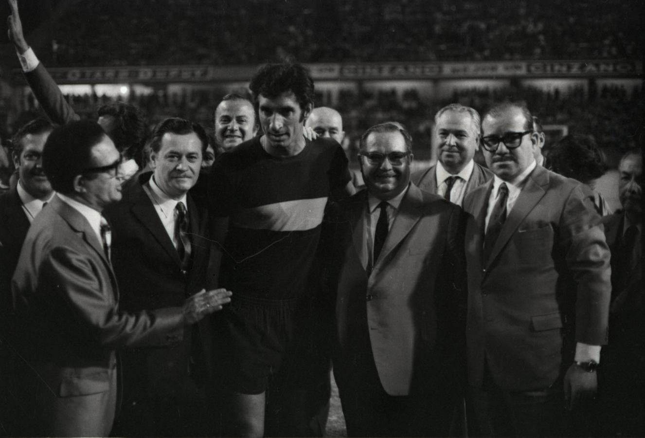 Imagen Fue el primer partido homenaje a un jugador en Argentina. (Foto: El Gráfico).