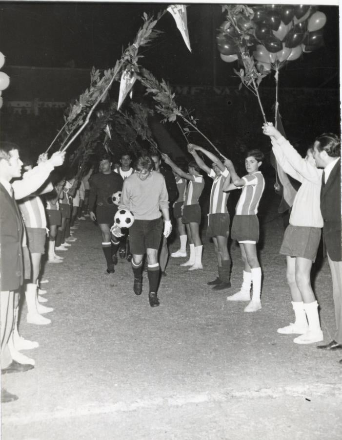 Imagen El pasillo de Banfield a Estudiantes el 21-5-1968