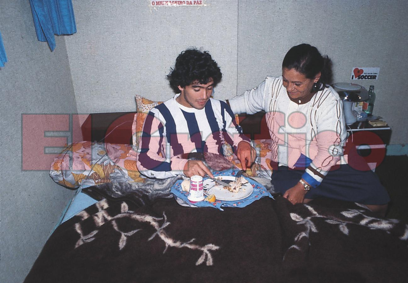 Imagen La intimidad de la familia Maradona en La Paternal