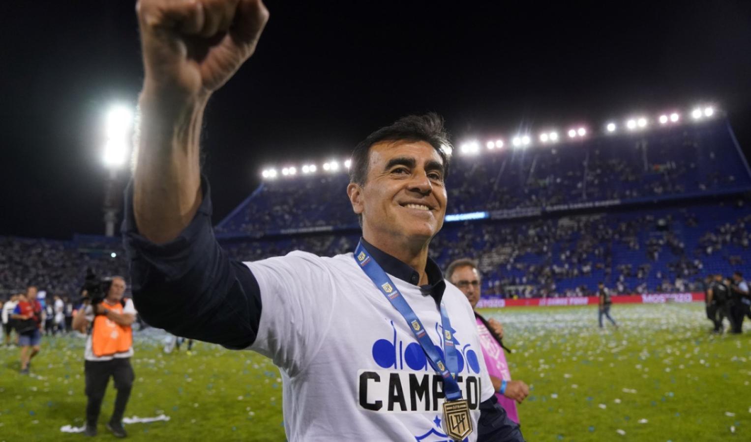 Imagen Quinteros se ausentó de la final del Trofeo de Campeones entre Vélez y Estudiantes.