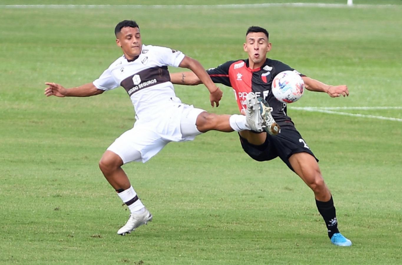 Imagen Pelota dividida. Ramiro López, Telam