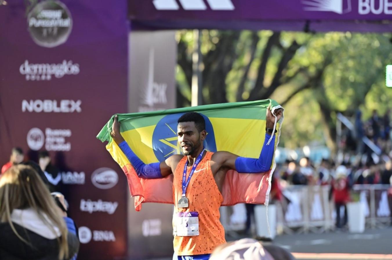 Imagen El etíope Gerba Beyata Dibaba, ganador de los 21k de Buenos Aires.