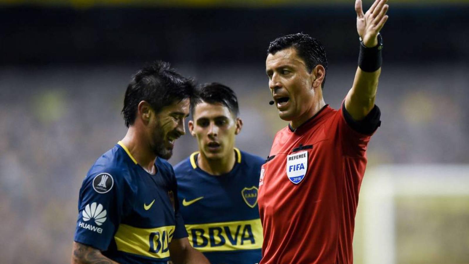 Imagen El chileno Roberto Tobar dirigió 5 veces a Boca por Copa Libertadores