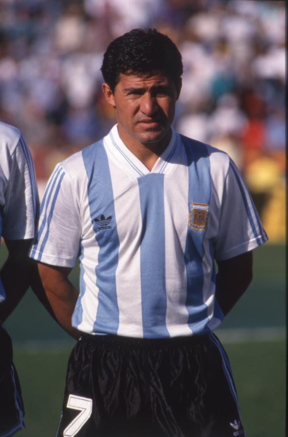 Imagen El Mencho jugó el Mundial 1994 y fue campeón de la Copa América en 1991 y 1993 con Basile. Foto: Archivo El Gráfico