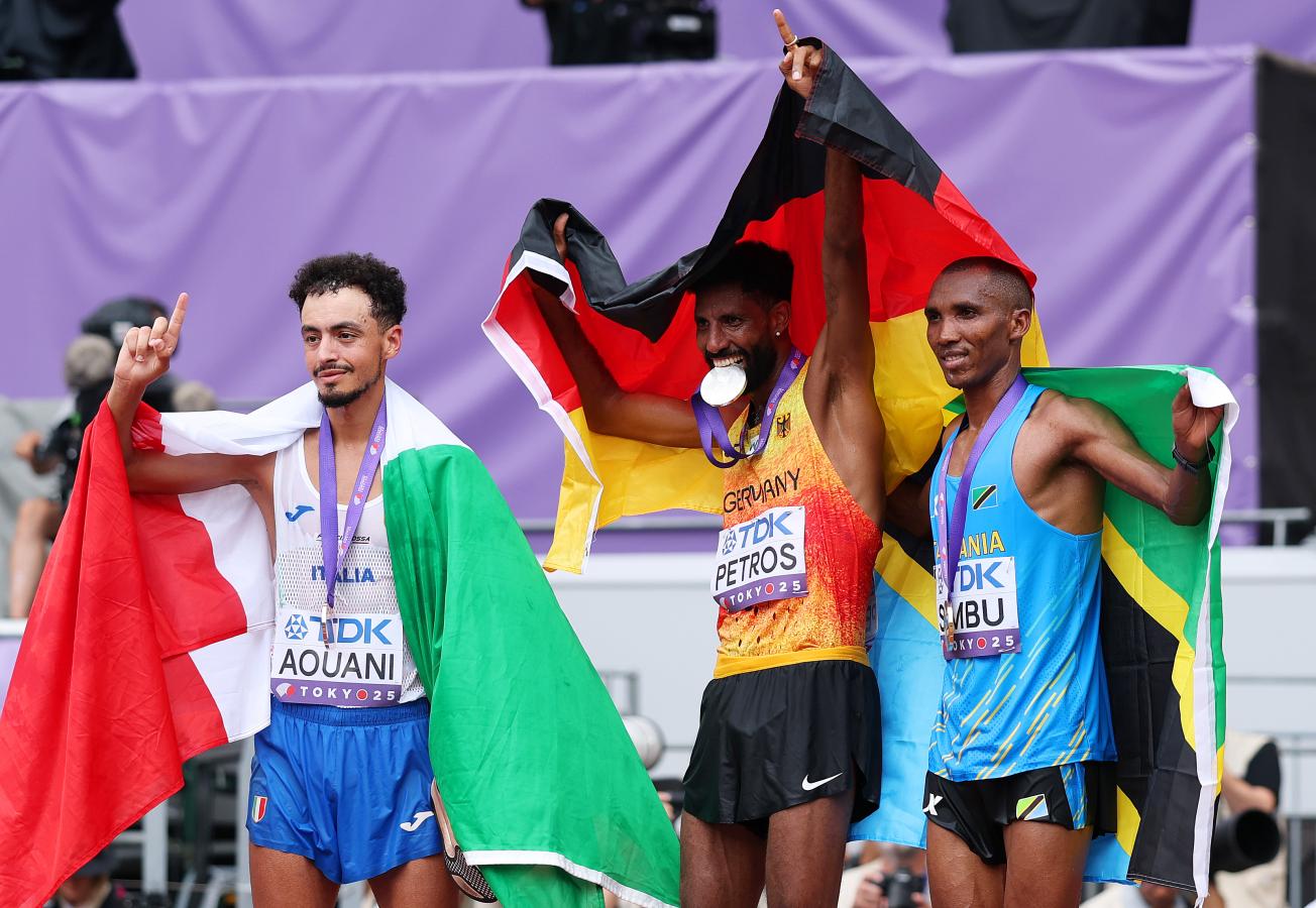 Imagen El tanzano Simbu se impuso en final de foto finish.