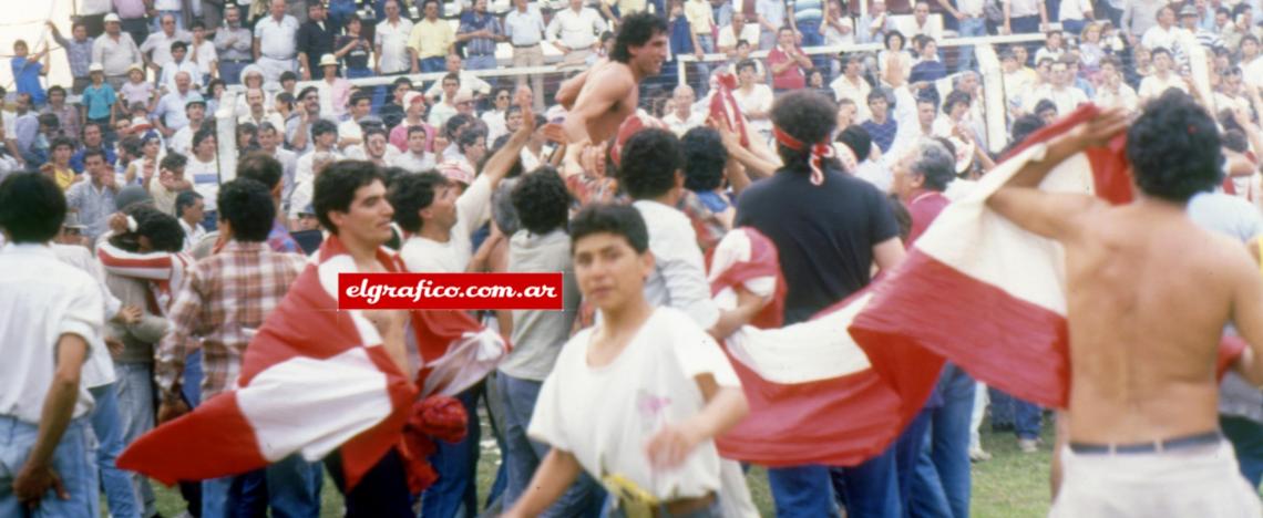 1988 Bienvenido San Martin De Tucuman El Grafico