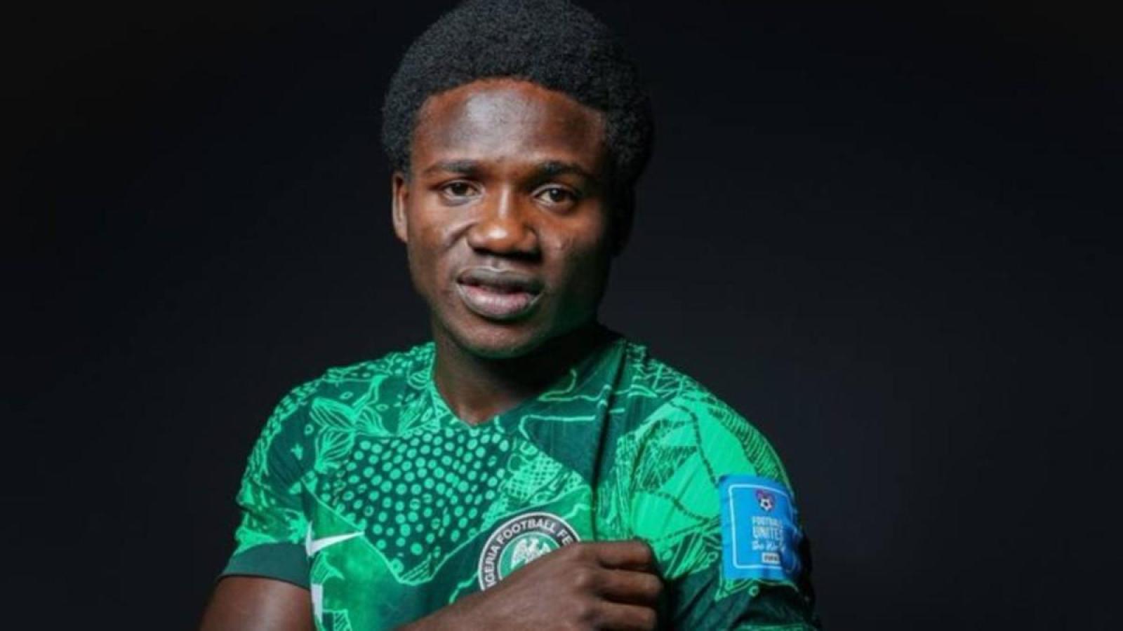 Bameyi, el cuestionado capitán nigeriano. 