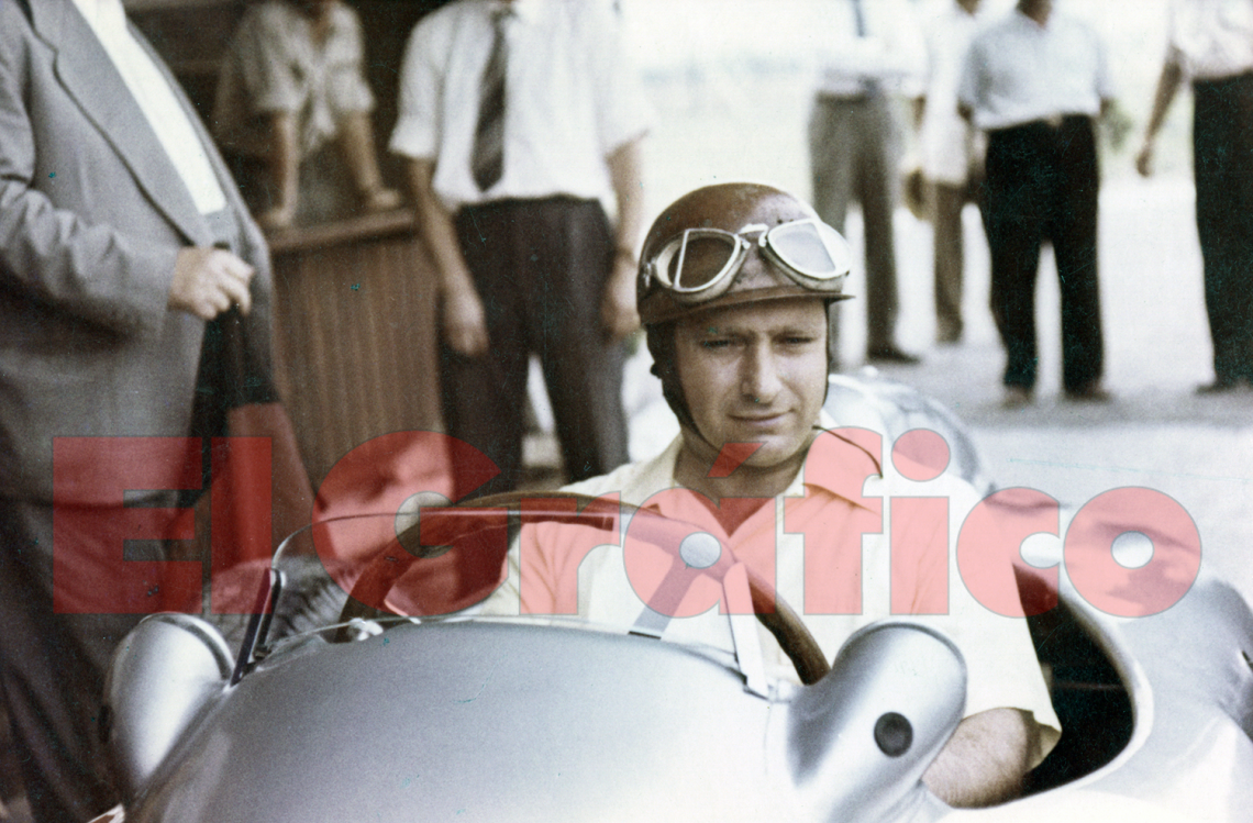 Una sociedad para toda la vida: Fangio y Mercedes. El símbolo de la marca alemana.