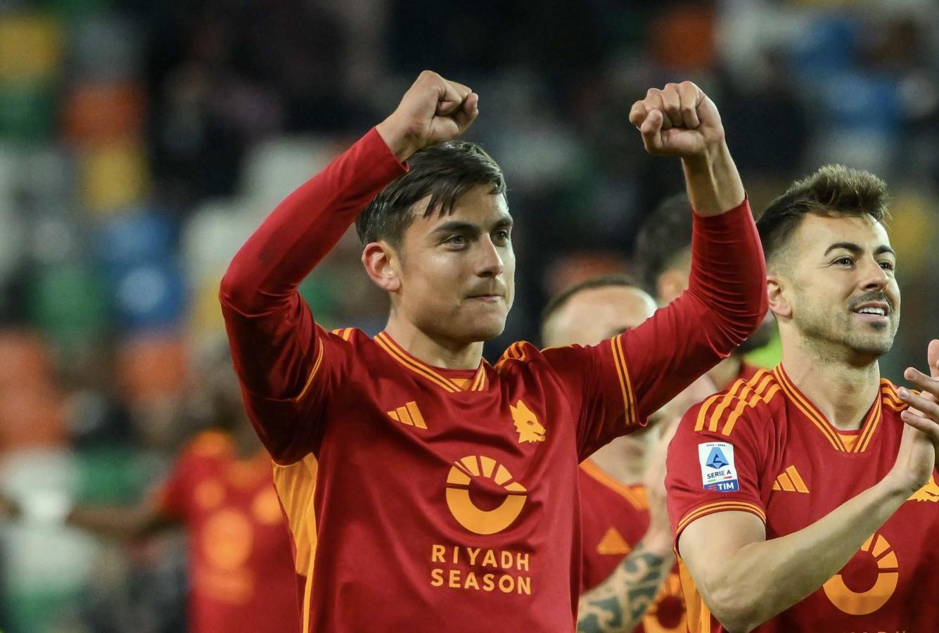 Imagen de Victoria agónica de Roma con un centro de Dybala en el final