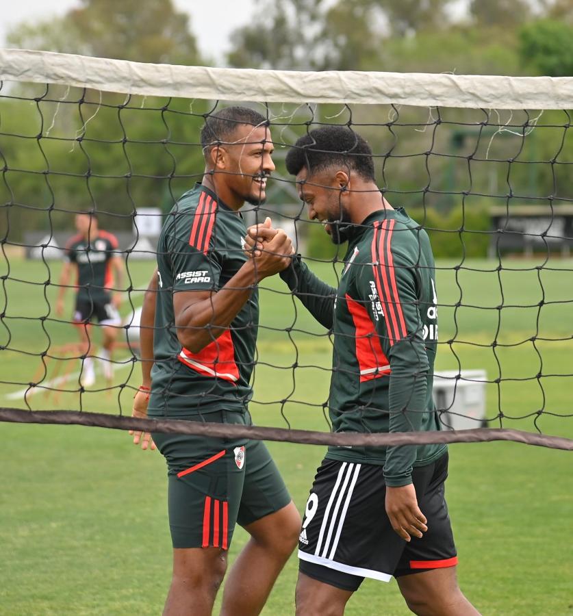 Imagen Rondón o Borja, la duda en el ataque de River.