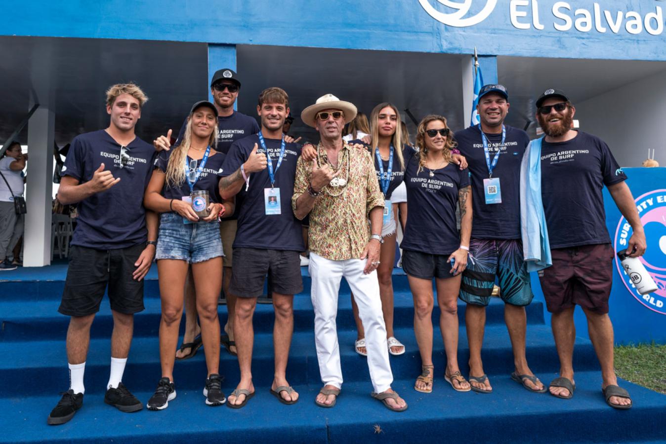 Imagen -Aguerre y el equipo argentino que anduvo bien en el Mundial.