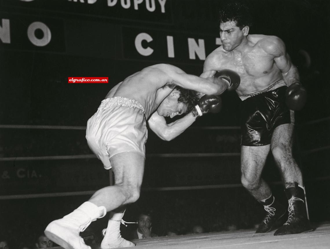 Imagen Bronca en el gesto de Lausse frente a Selpa, quien lo venció dos veces. Esta fue la tercera, la única que ganó El Zurdo, 1958.