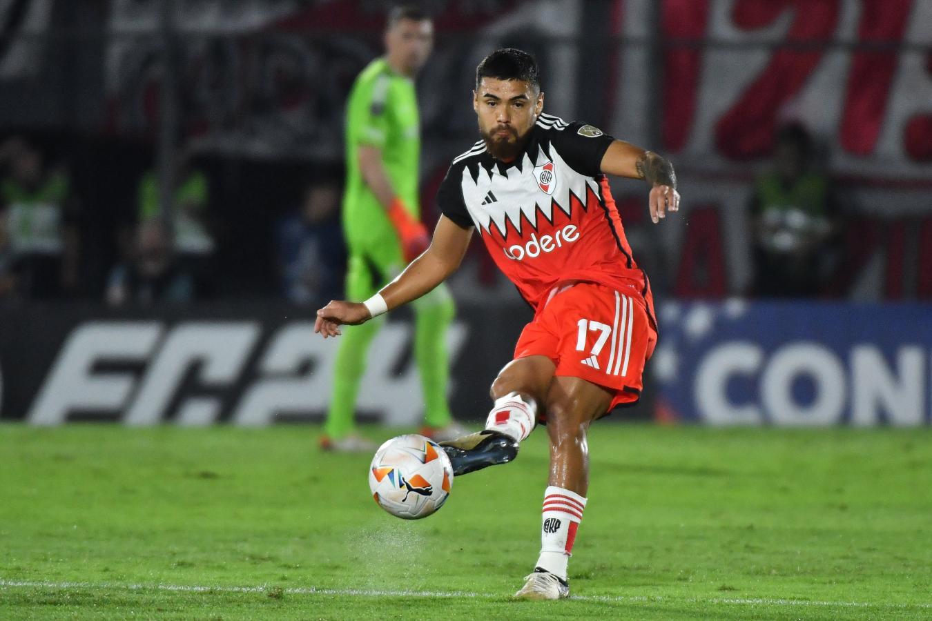 Imagen El chileno Paulo Díaz es una pieza vital en el equipo de Demichelis y también podría serlo en el mercado de pases.