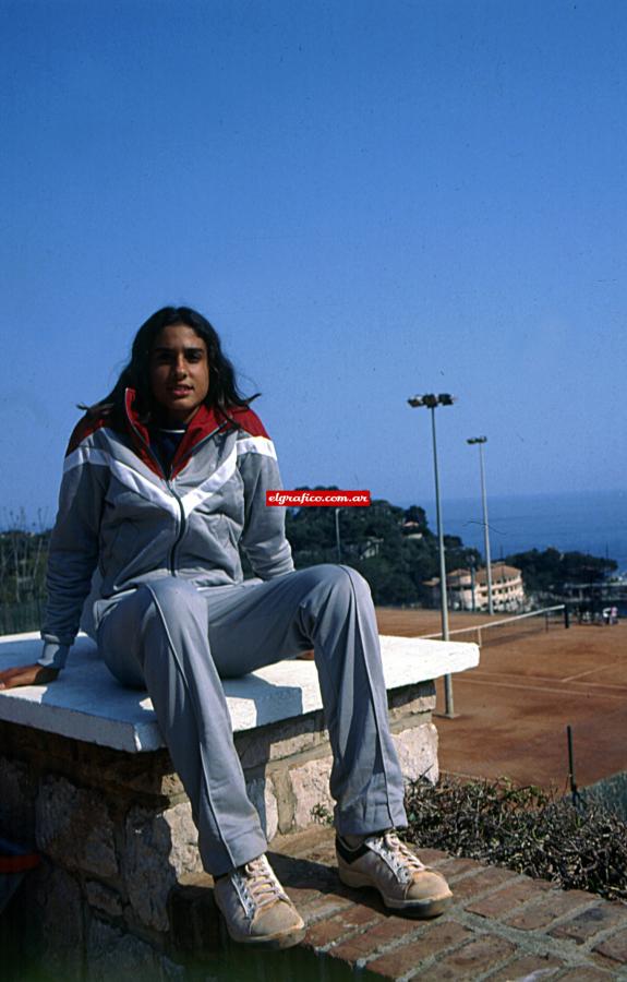 Imagen Gabriela Sabatini le ganó la final a la brasileña Silvana Campos. Como la semana pasada en Niza, volvió a vencer la argentina 6-4 y 6-4. La Costa Azul la admiró.