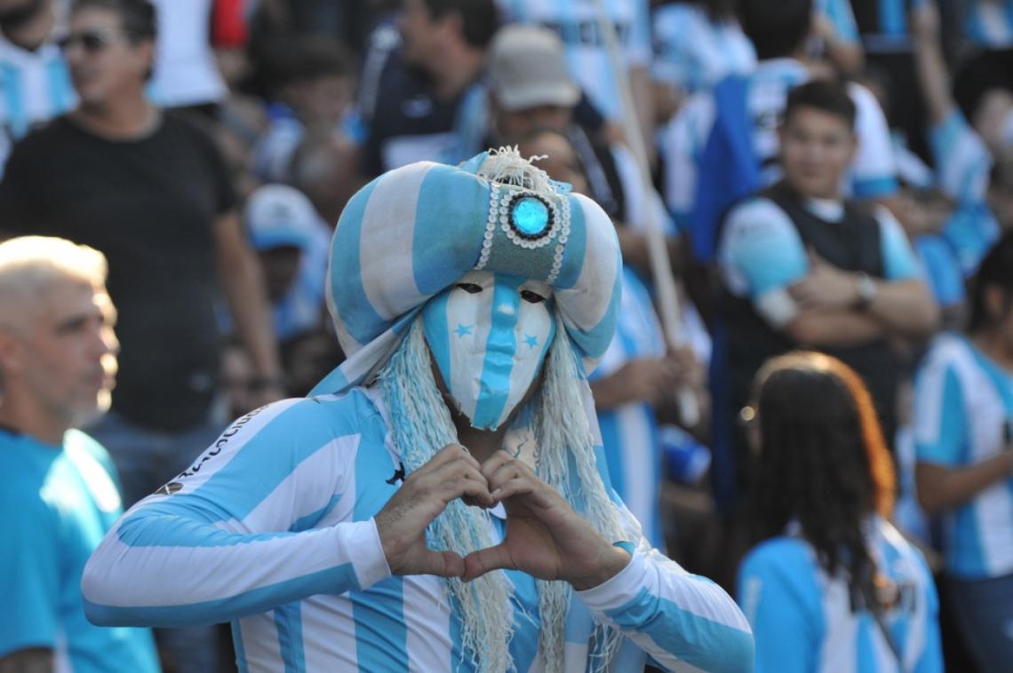Imagen Todo atuendo estaba permitido para el festejo. Avellaneda es un carnaval.