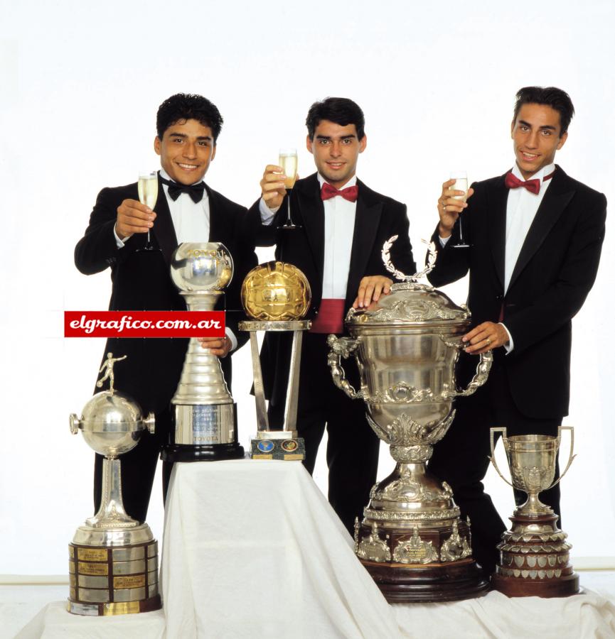 Producción de lujo con los campeones del 94: Asad con la Libertadores e Intercontinental, Roberto Ayala ganador local con River y Rambert de la Supercopa con Independiente.
