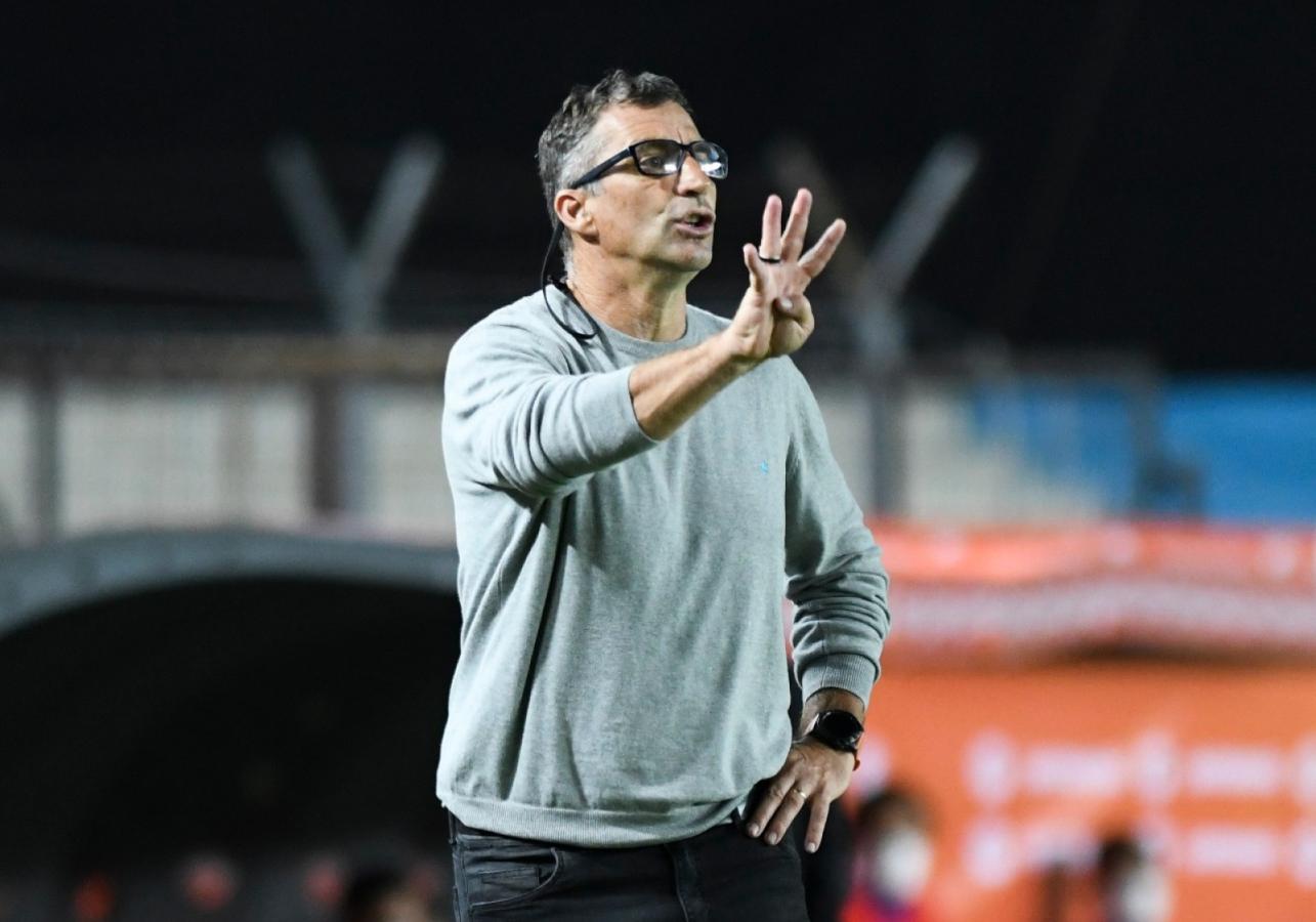 Imagen ¿Cuántos puntos tiene Racing en la Copa, Juan? CONMEBOL