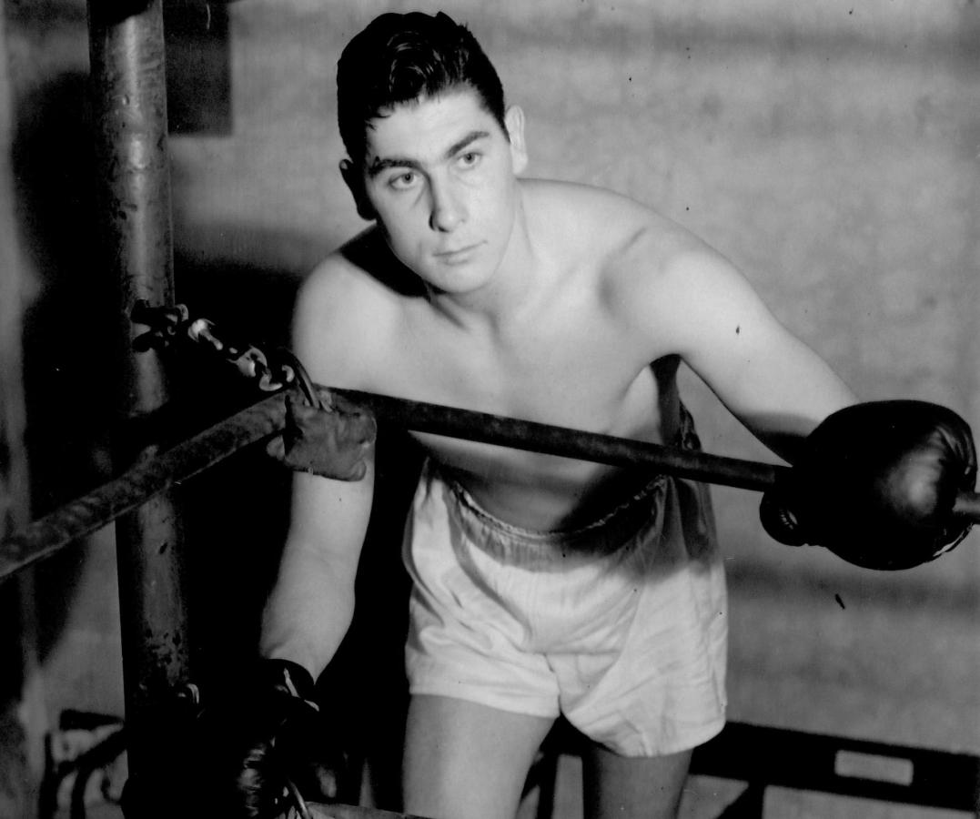 Guadalberto Mauro Cía en 1944, cuando era uno de los mejores semipesados amateur de latinoamérica.