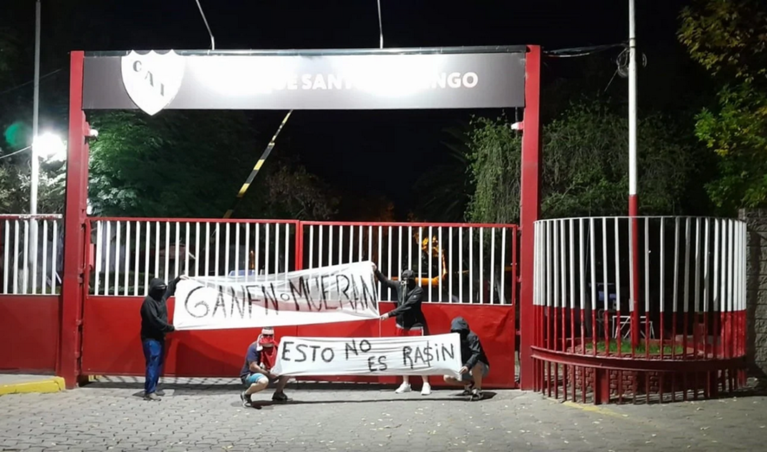 Imagen Las amenazas en Domínico.
