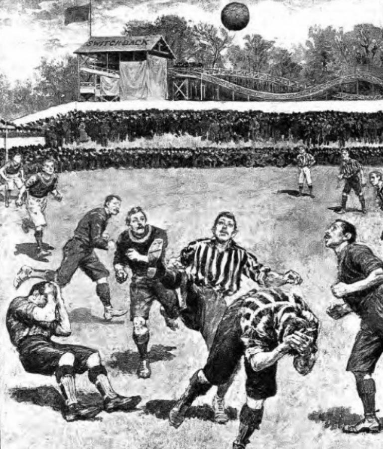 Imagen Una ilustración del fútbol inglés de 1895. Muestra una colisión entre tres jugadores y corresponde a la final de la Copa entre West Bromwich Albion, camiseta rayada, y Aston Villa.