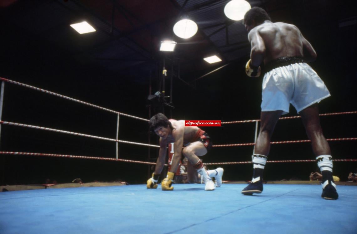 Imagen El santafesino apoyó los guantes en el ring, el comienzo no fue el ideal.