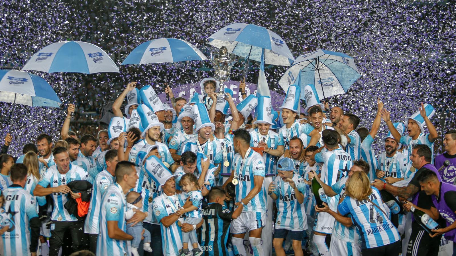 Imagen De la mano de Coudet, Racing era campeón de la Superliga Argentina.