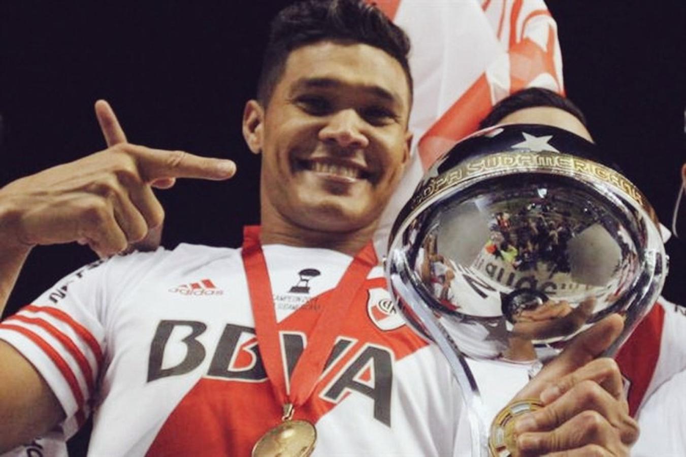 Imagen Teo Gutiérrez ganó la Libertadores 2015 y la Sudamericana 2014 con River.