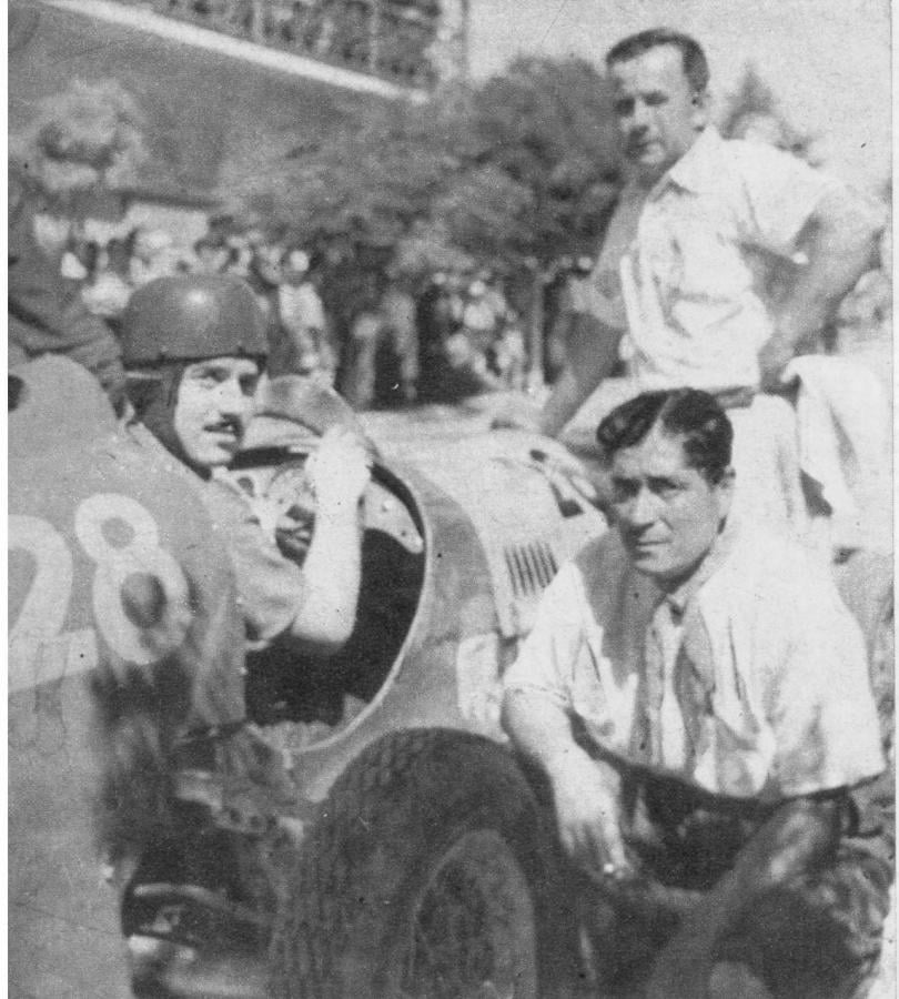 Imagen El vencedor de la fuerza limitada, Pablo Birger, y también de la carrera decisiva a una media de 95.240 y en la que batió el record de vuelta de esa prueba en la 14°, aparece al comando de su Ford equipado con motor de 60 H. P. que tan bien le respondió en el escenario cordobés. 