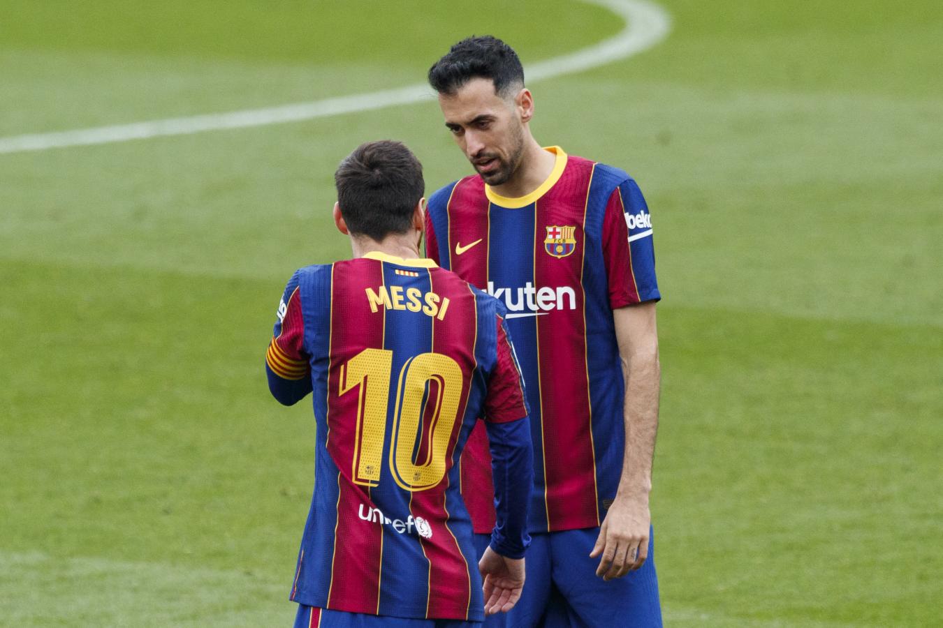Imagen Messi y Busquets en las épocas de Barcelona. País Barcelona, Crédito Xavier Bonilla / NurPhoto / NurPhoto via AFP 