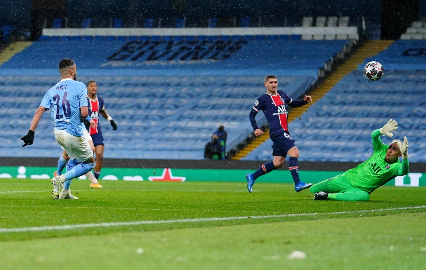 Imagen La definición de primera de Mahrez, solo por el segundo palo, para sentenciar la serie. Foto: @ChampionsLeague