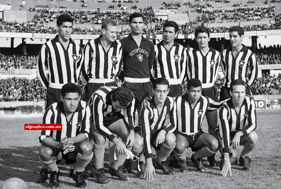 Botafogo en su visita al Monumental.