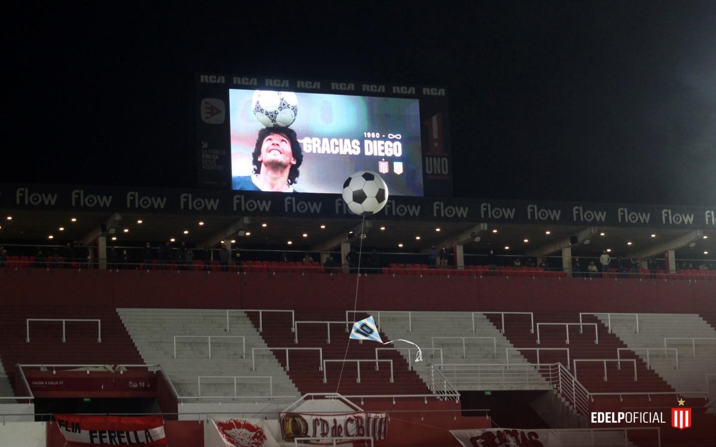 Imagen En La Plata también homenajearon a Diego.