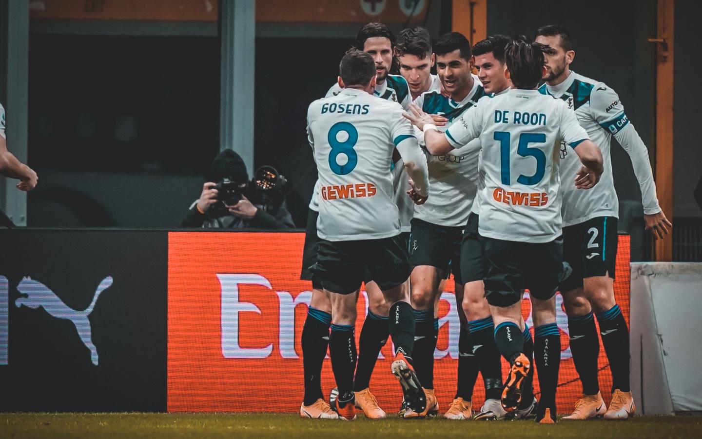 Imagen Atalanta goleó 3-0 a Milan y dejó la Serie A al rojo vivo