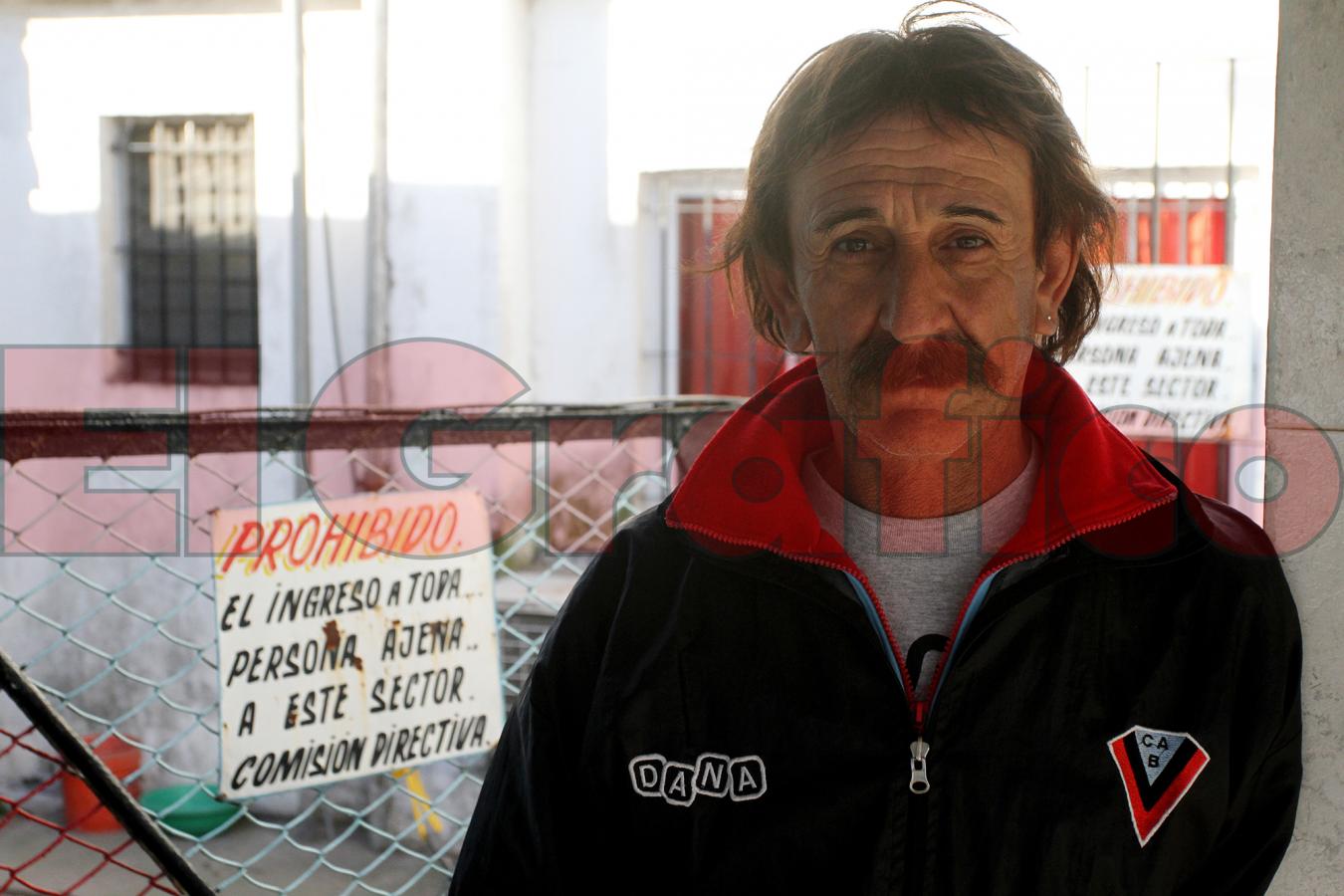 Imagen Pablo Vicó en su club, en su casa.