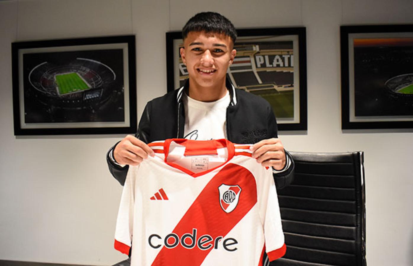 Imagen Esquivel, una de las joyas de la cantera riverplatense.