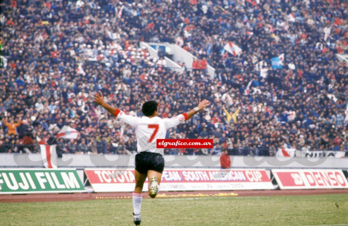 Imagen El grito inoxidable de Alzamendi que le dio a River el único título intercontinental, en 1986.
