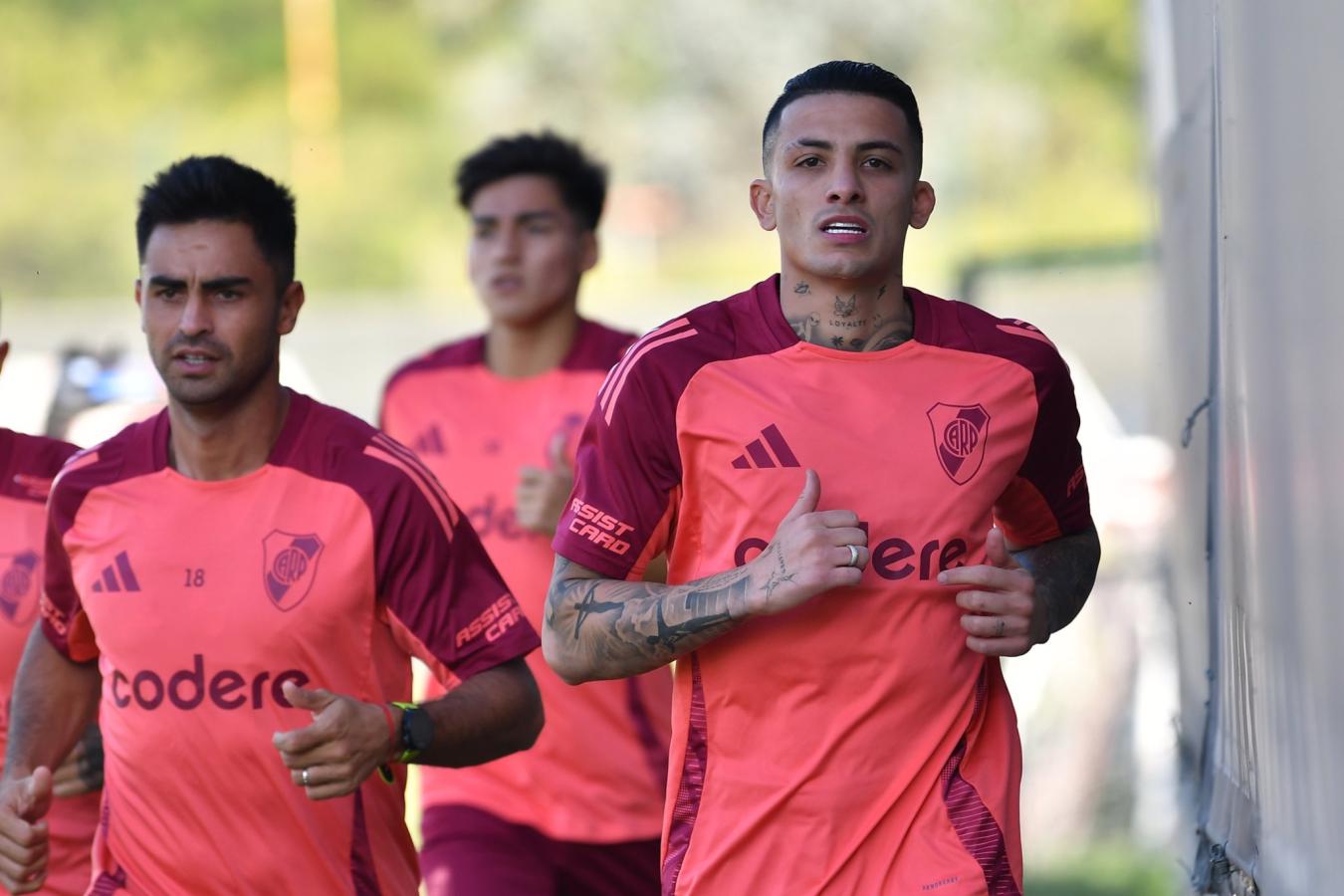 Imagen Castaño ya tuvo su primera práctica en River.