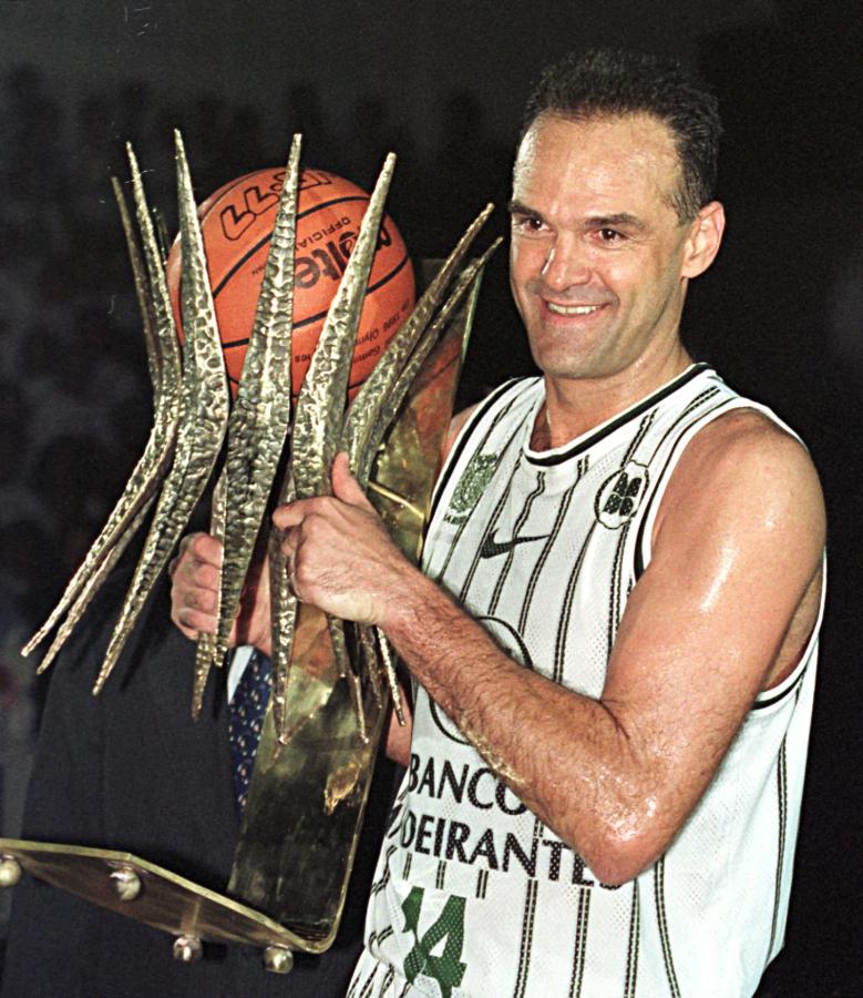 Imagen Oscar Schmidt, el mejor basquetbolista brasileño de la historia.