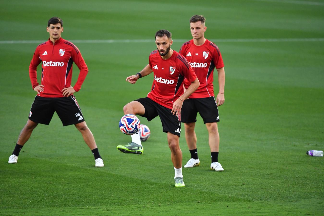 Imagen Martínez Quarta será titular. Pezzella y Galoppo lo sabrán a último momento.