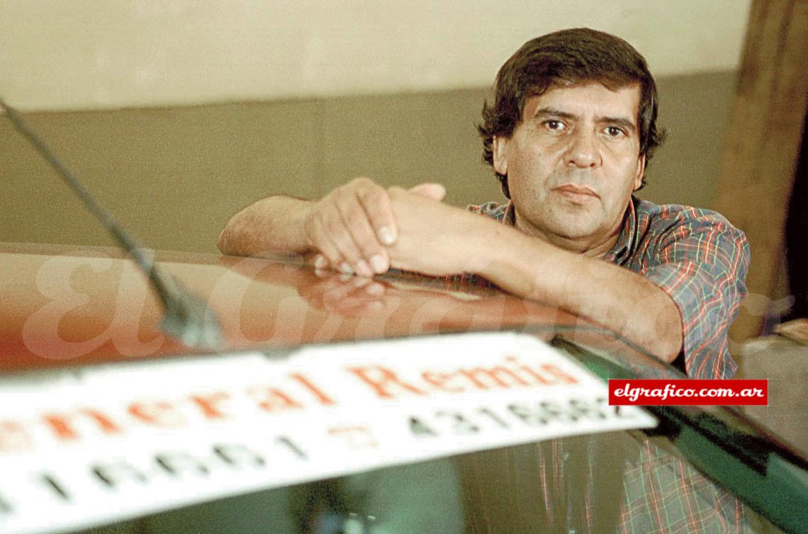 Juan Domingo Cabrera, la primera "víctima2 de Diego en primera.