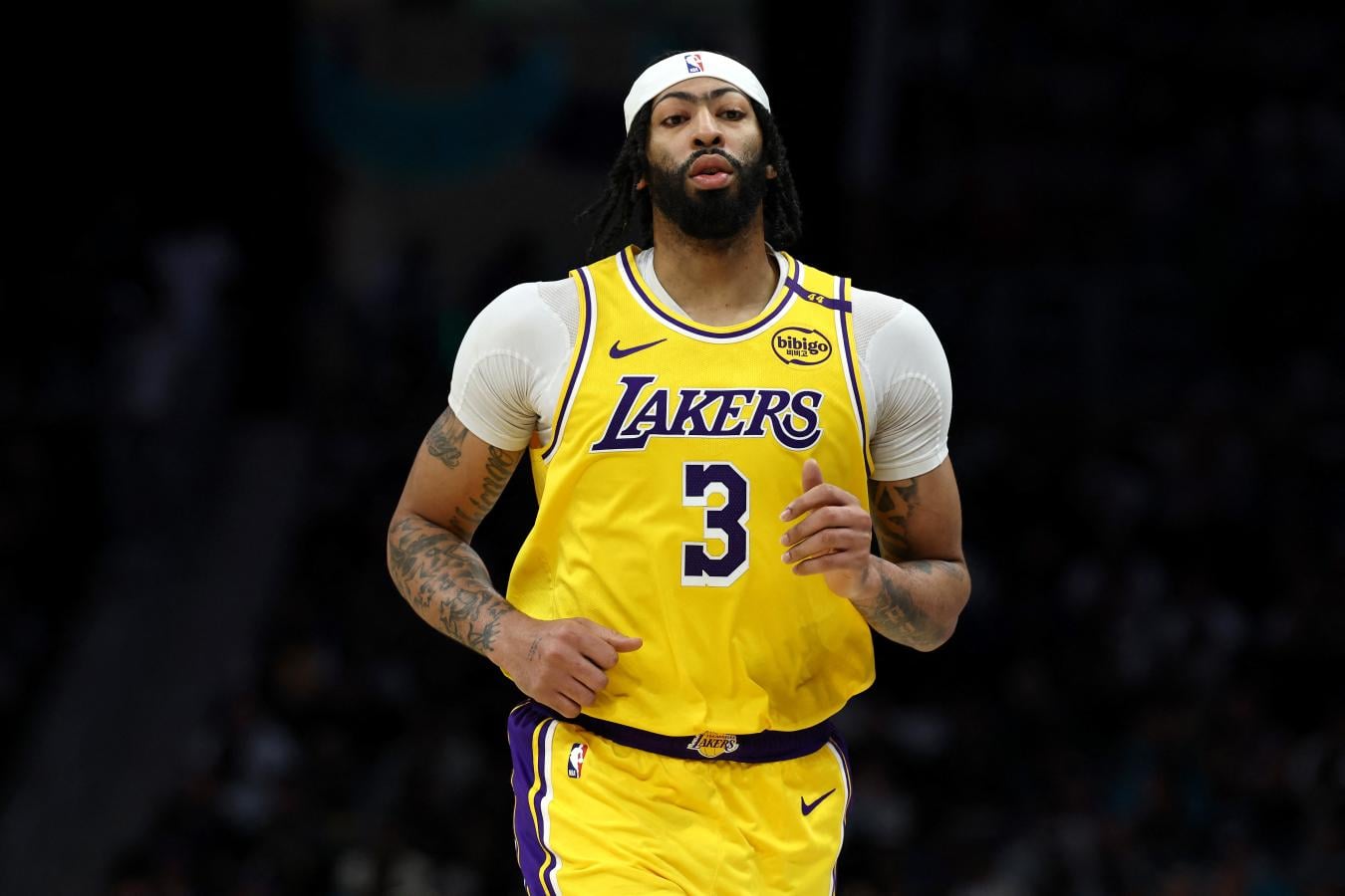 Imagen Anthony Davis cambiará la camiseta de los Lakers por la de Dallas Mavericks. Foto: AFP