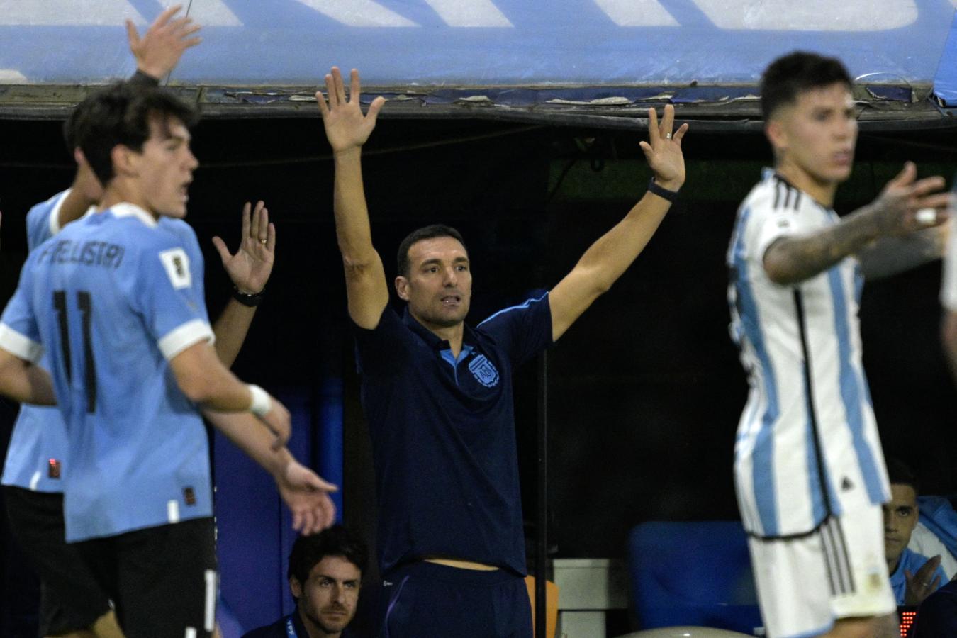 Imagen Lionel Scaloni, en la derrota 2-0 de Argentina ante Uruguay.