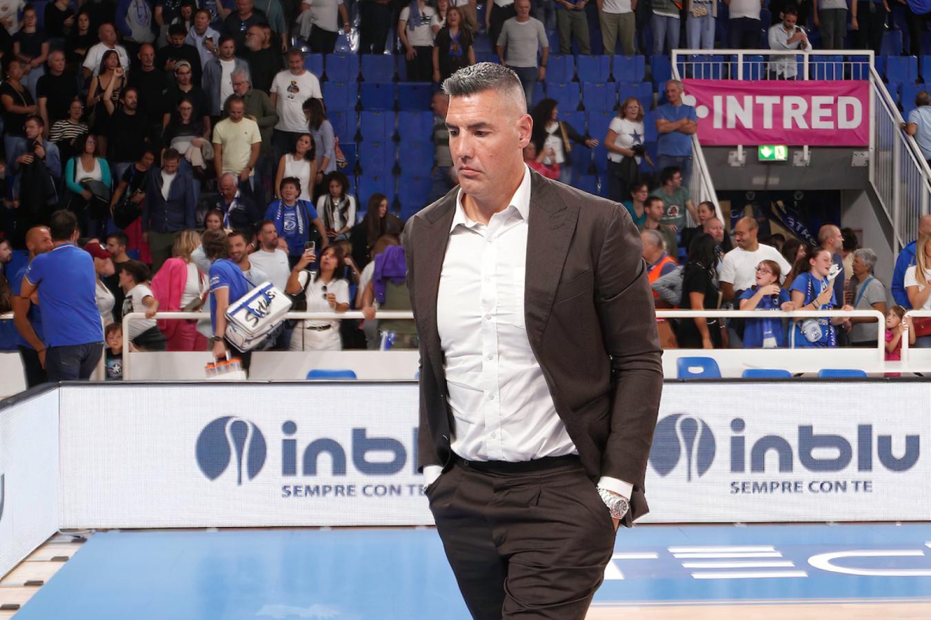 Imagen Sin rencores. Luis Scola dejó atrás el incidente y sigue enfocado en los objetivos de Varese.